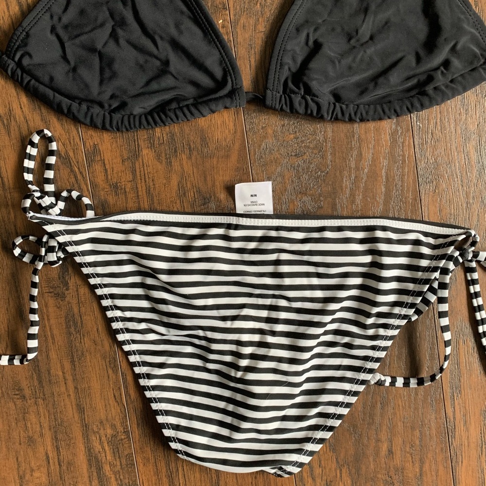 Bikini set - Picture 2 of 2